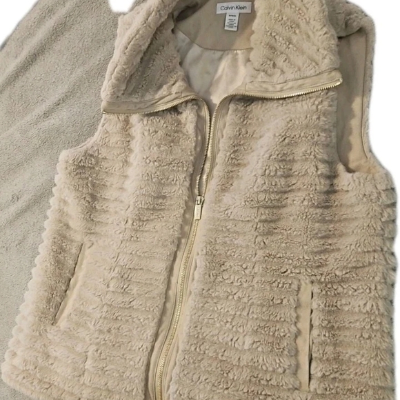 Calvin Klein Puffer Vest Women M Ivory Y2k Boho Vtg Cottagecore Barbie Retro - Picture 12 of 12